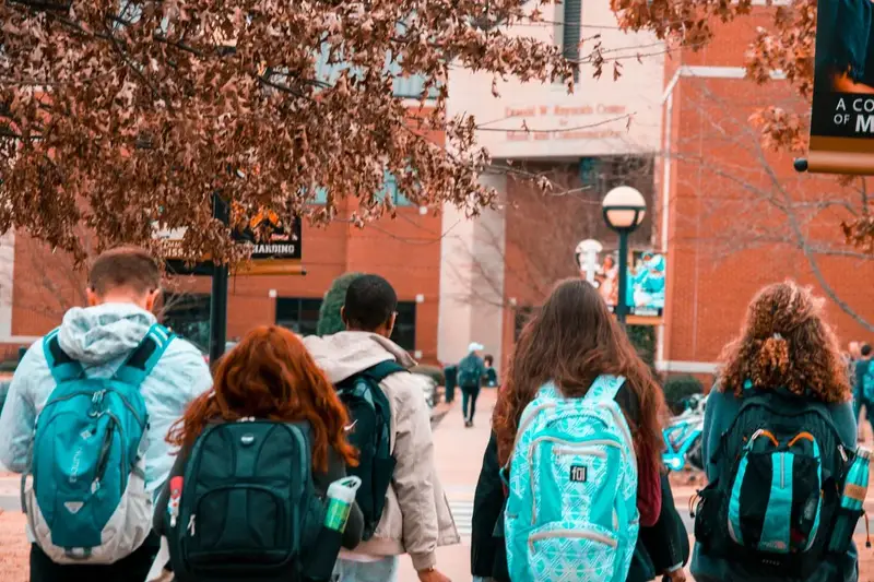 Financial aid credit minimums with college students on campus